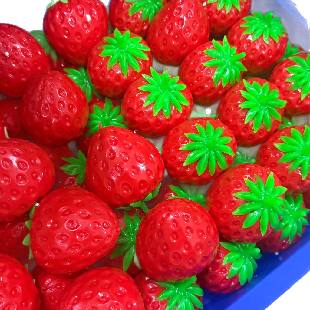 New Crunchy Strawberry Fruit Squishy