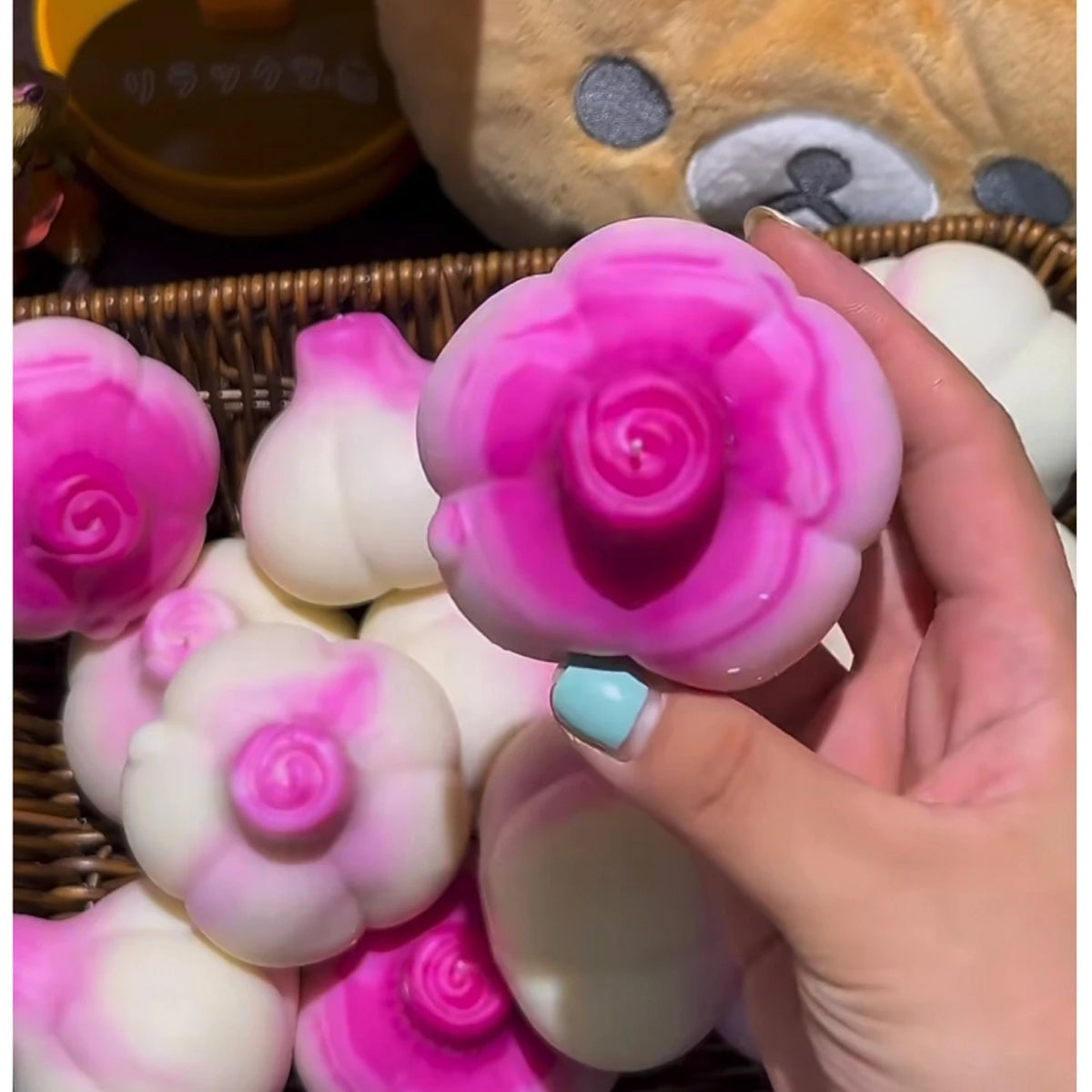 Handmade Crunchy Squishy Onion Stress Ball Squeeze Toy Squishy Fidget Ball ASMR Sensory Stress Relief Toy Relieve Stress