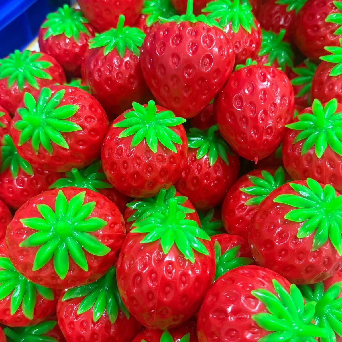 New Crunchy Strawberry Fruit Squishy
